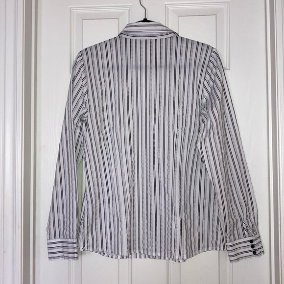 Reitmans shirt - Picture 2 of 2